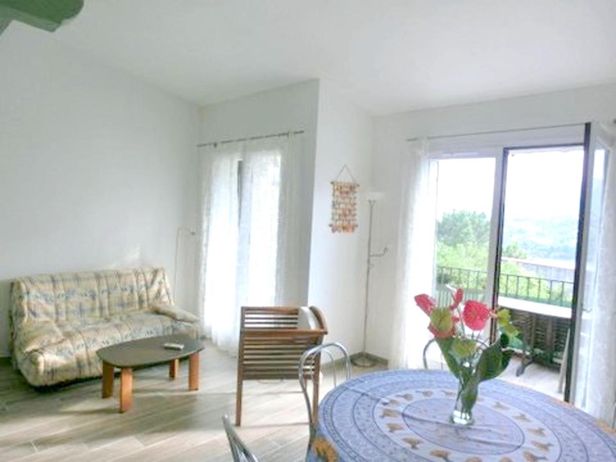 Studio A Theoule Sur Mer A 400 M De La Plage Avec Vue Sur La Mer Terrasse Amenagee Et Wifi Appartamento Esterno foto